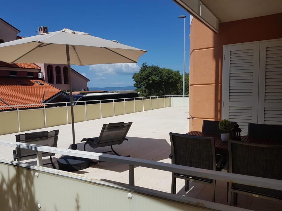 Patio, Balcony/Terrace, Sea view