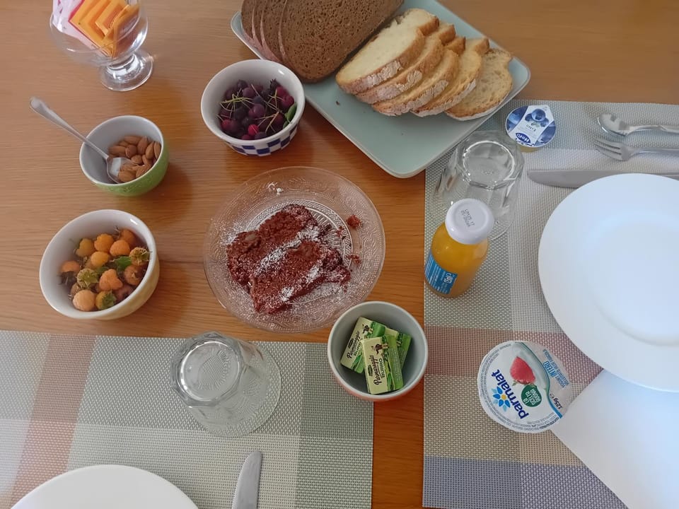 Food and drinks