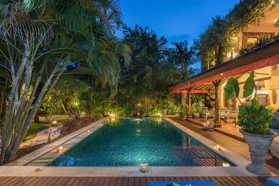 Swimming pool, Swimming pool