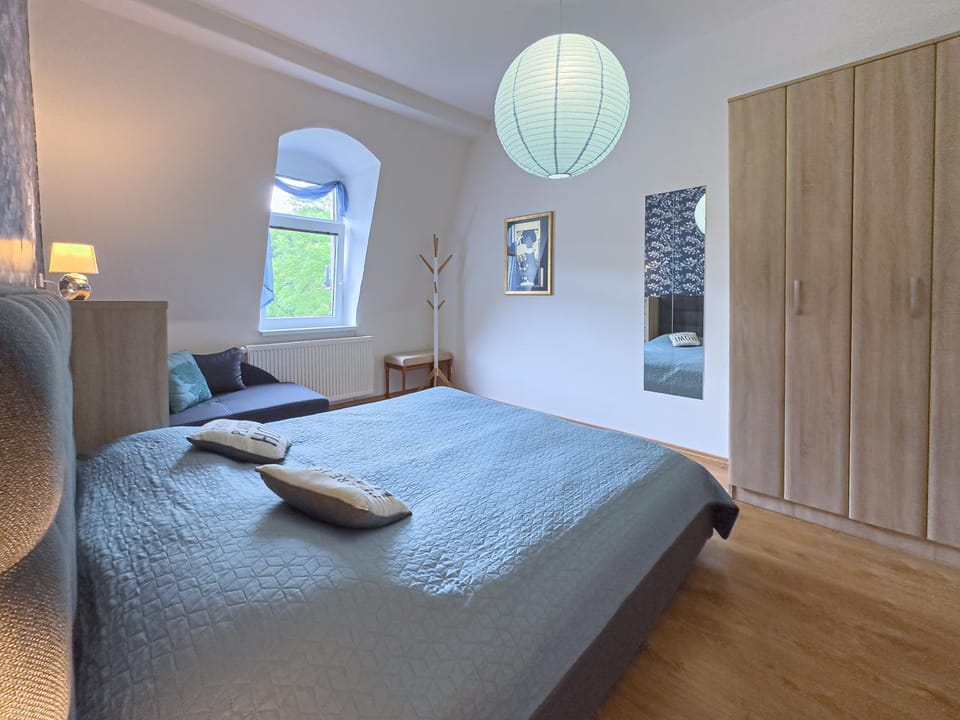 Bed, Photo of the whole room, Bedroom, wardrobe