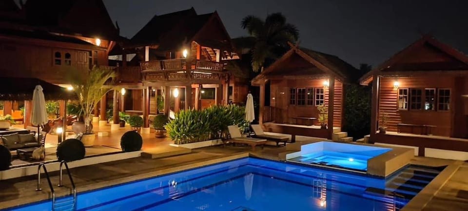 Property building, Pool view, Swimming pool