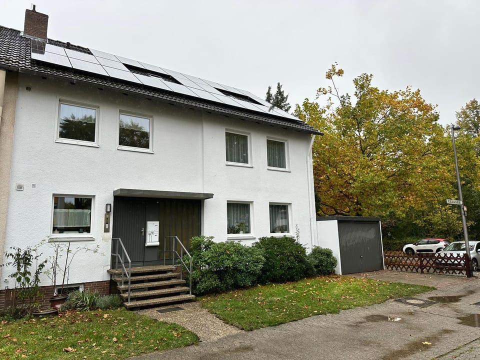 Property building, Day, Parking