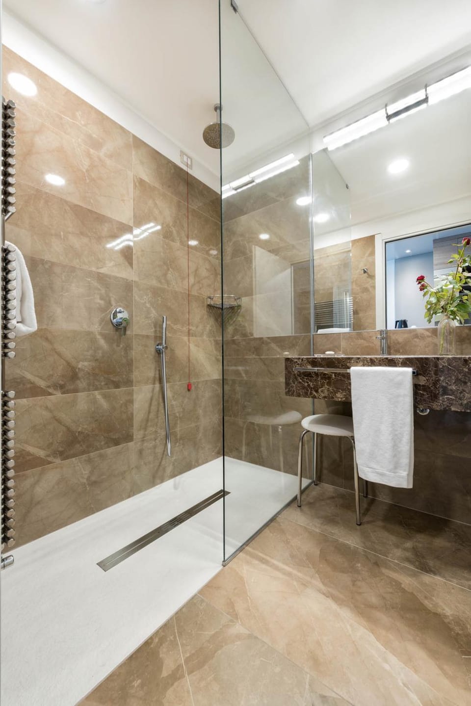 Shower, Toilet, Bathroom, Bathroom