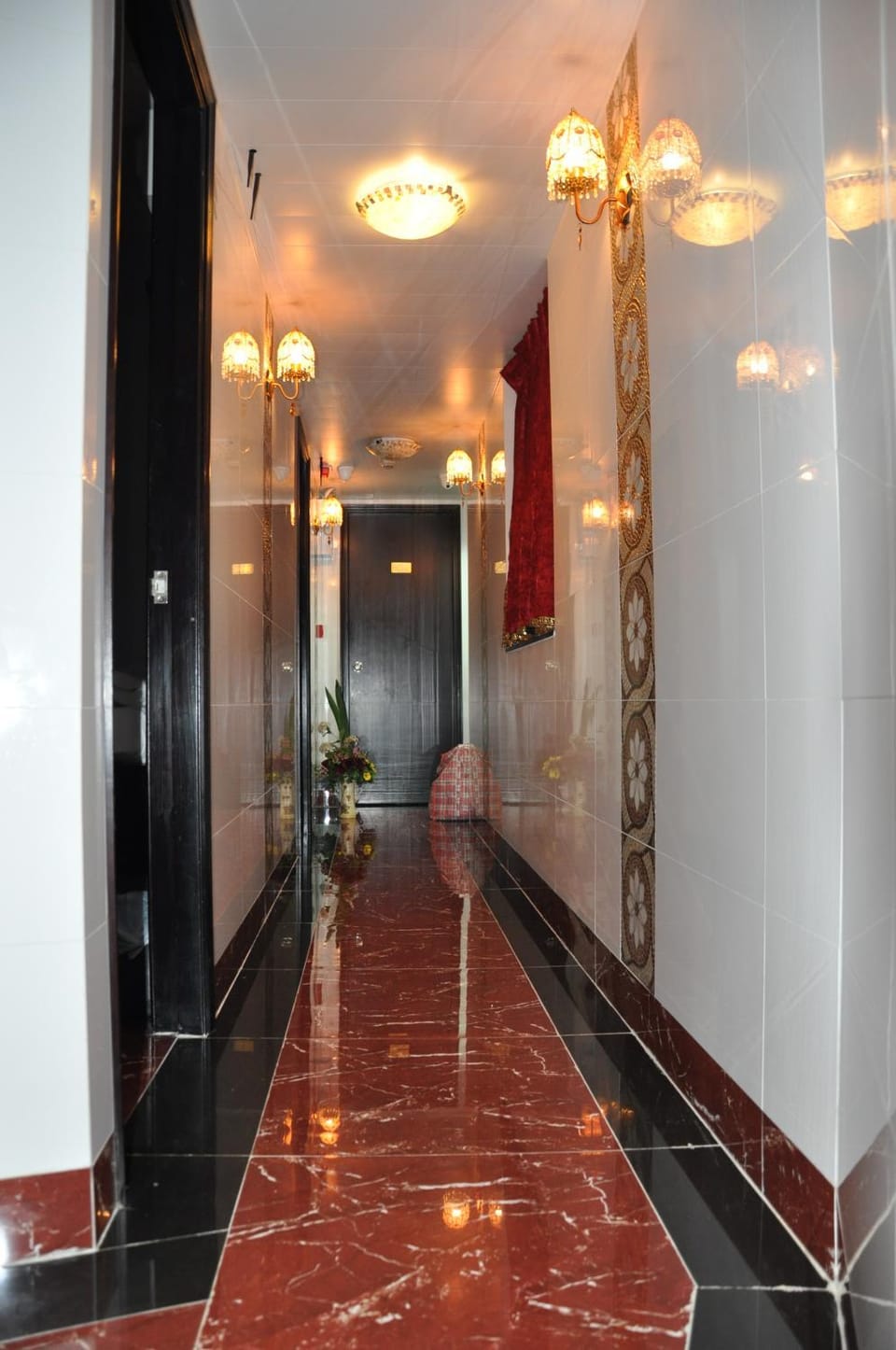 Swiss Hostel Bed and Breakfast in Hong Kong