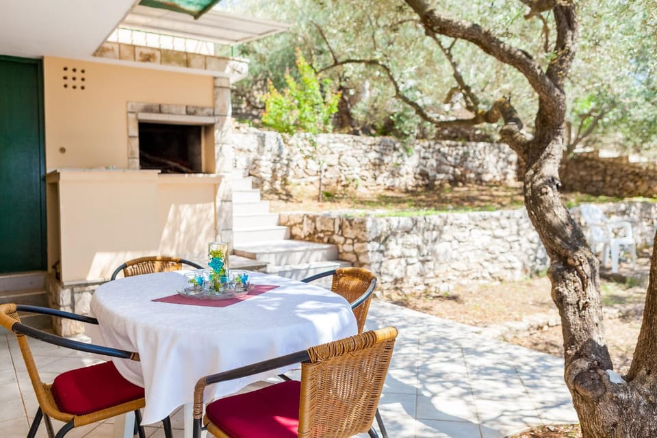 Patio, Garden, Seating area