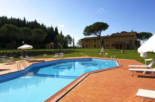 Day, Swimming pool, Swimming pool