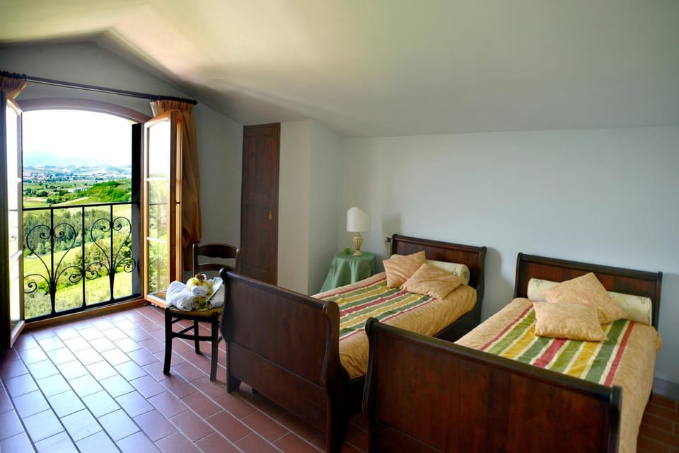 Balcony/Terrace, Photo of the whole room