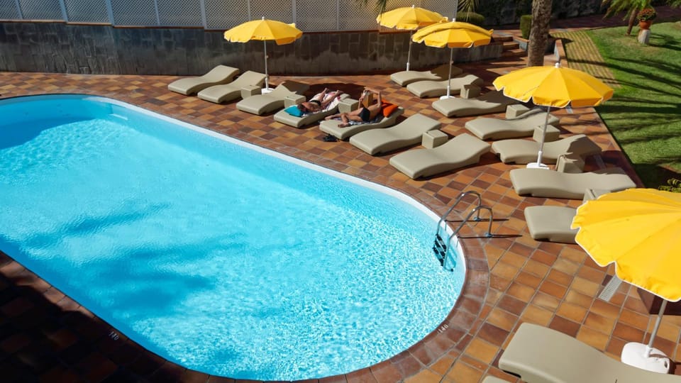 Garden, Swimming pool, Swimming pool