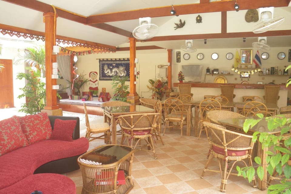 Lounge or bar
