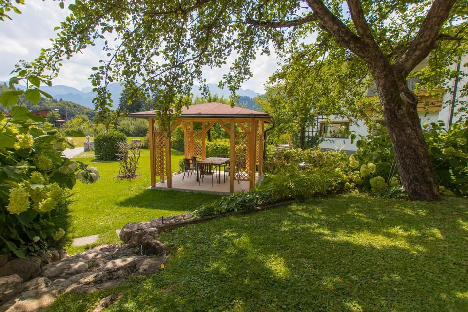 BBQ facilities, Garden