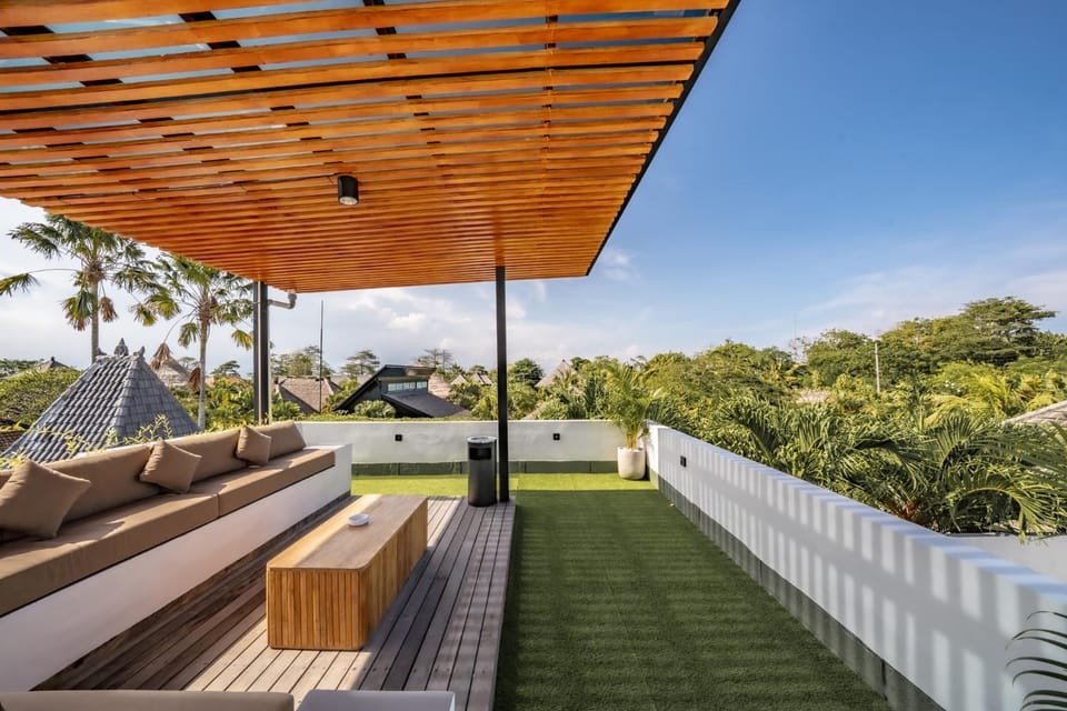 Patio, Balcony/Terrace, Garden view