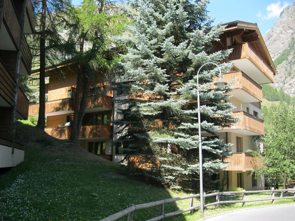 Property building, Summer