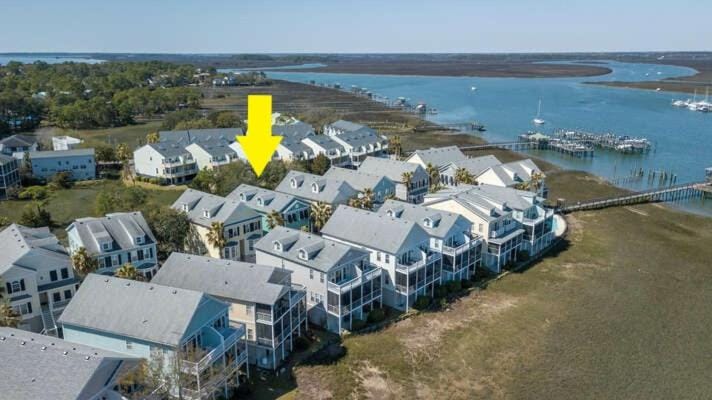 103 WATERS EDGE ~ 3Bed/3Bath Townhouse~ Pool~Fishing Dock House in Folly Beach