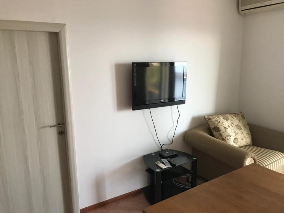 Villa Palma Ceoce Apartment in Budva Municipality