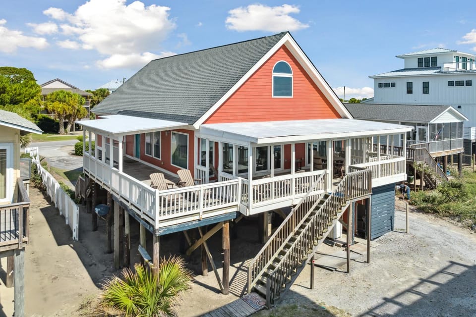 1709 E Ashley Bacon in the sun House in James Island