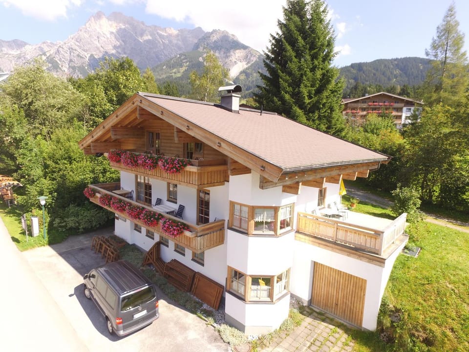 Property building, Bird's eye view