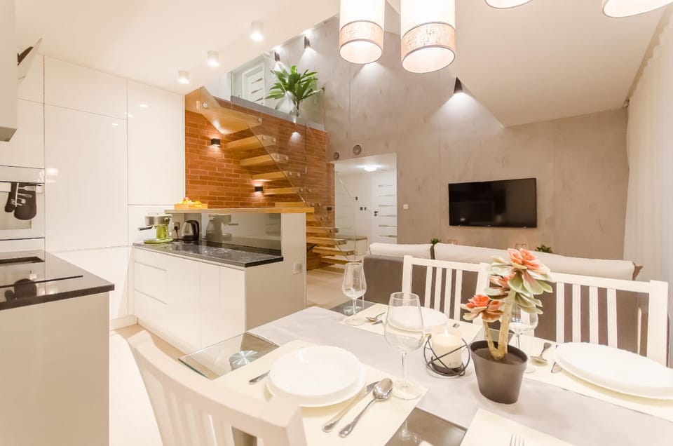 Kitchen or kitchenette, Living room, Dining area