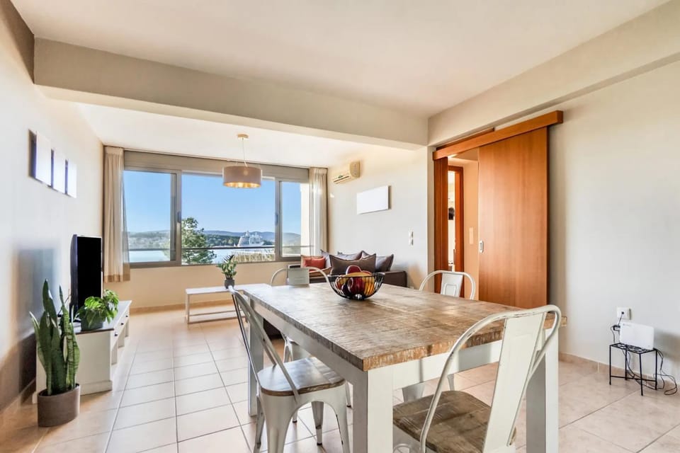 Gliving365 Capital Apartment in Argostolion