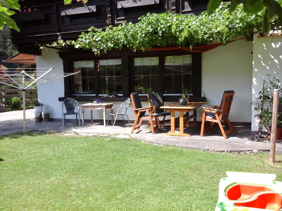 Property building, Garden
