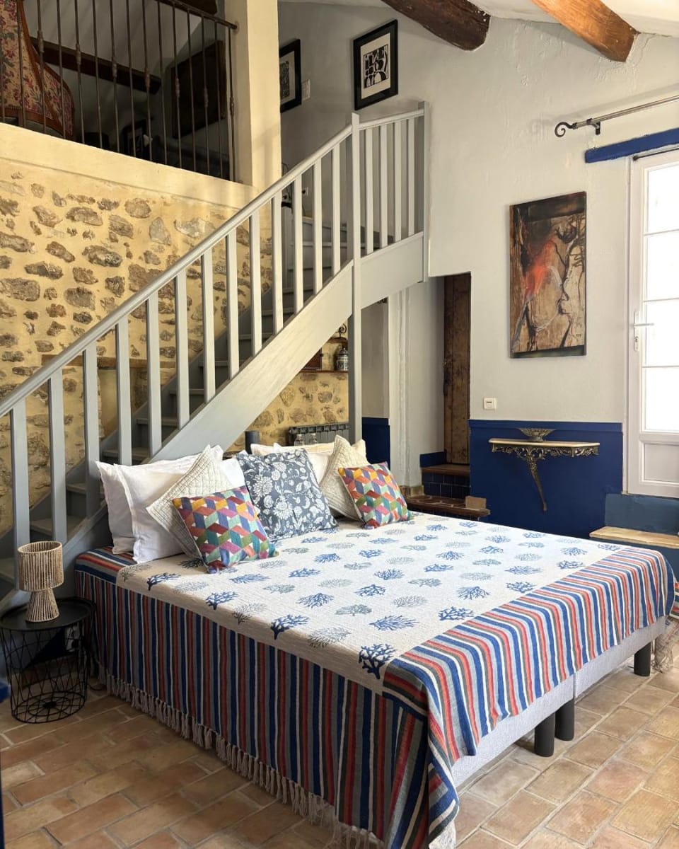 Domaine du Commandeur Bed and Breakfast in Provence-Alpes-Côte d'Azur