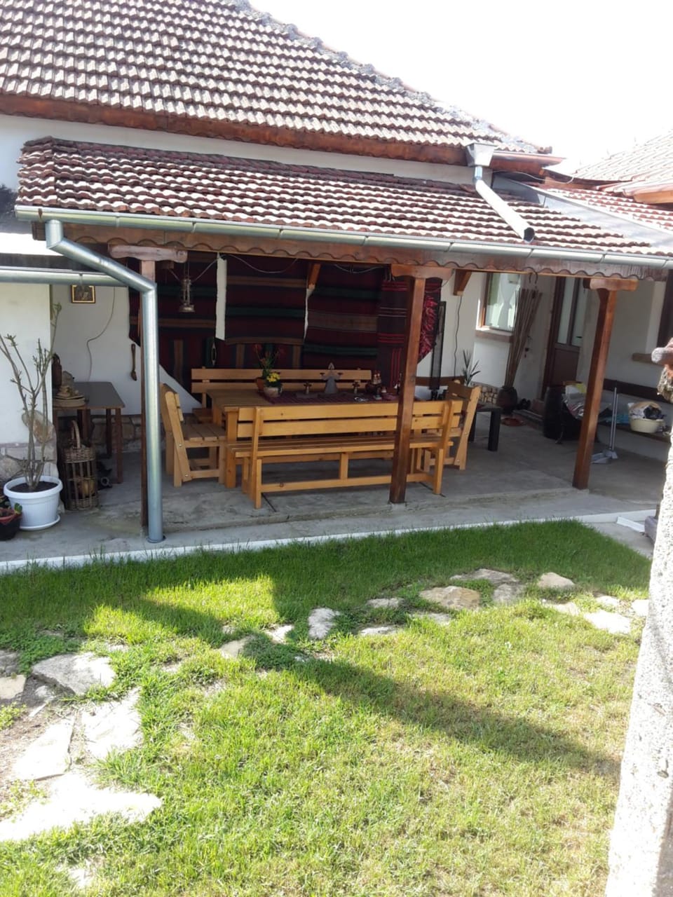 Patio, Garden, Seating area, internet