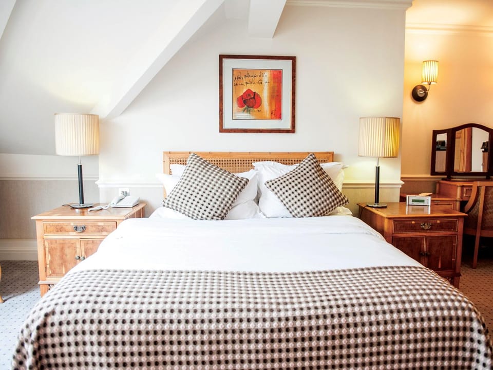 Bed, Photo of the whole room