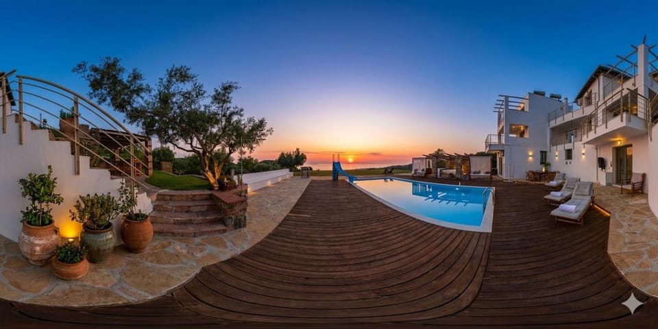 Villa Freebird - Exclusive VIP Wedding & Bachelor Events Villa in Halkidiki