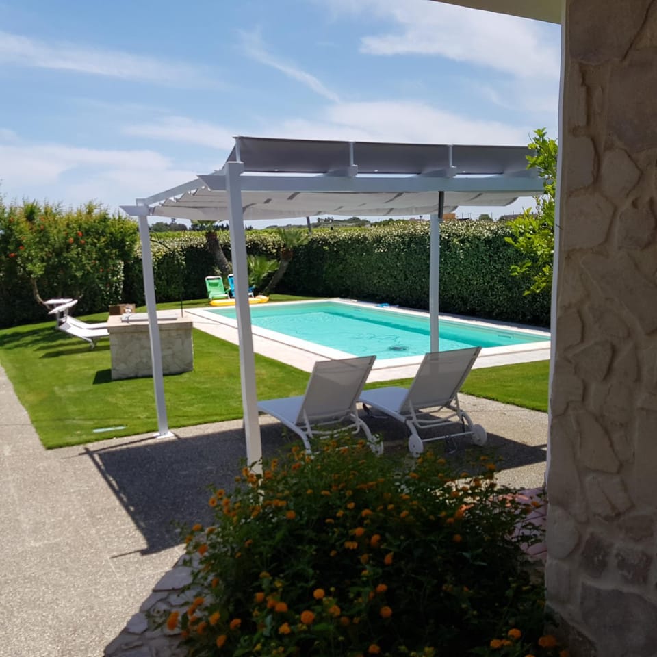 Villa Brancasi con piscina Villa in Apulia