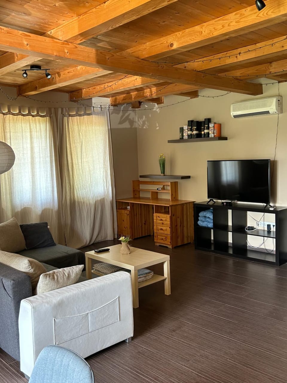 Communal lounge/ TV room, Living room
