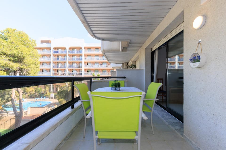 Balcony/Terrace, Dining area