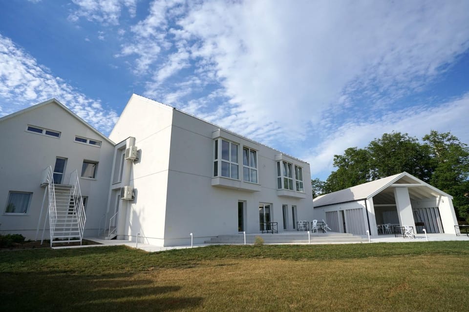 Property building, Garden