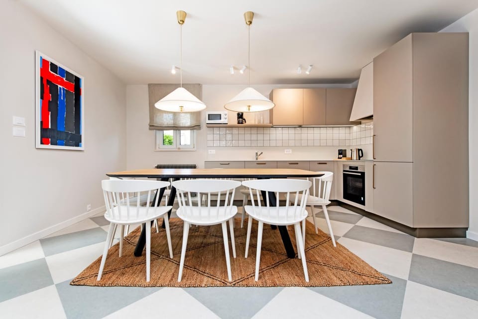 Kitchen or kitchenette, dishwasher, oven, stove, toaster