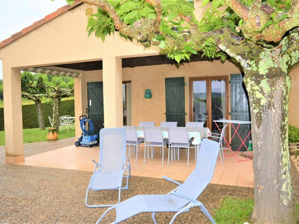 Villa à Lagorce avec piscine privative, 4 chambres, grand terrain, animaux admis, tout confort - FR-1-382-110 House in Provence-Alpes-Côte d'Azur