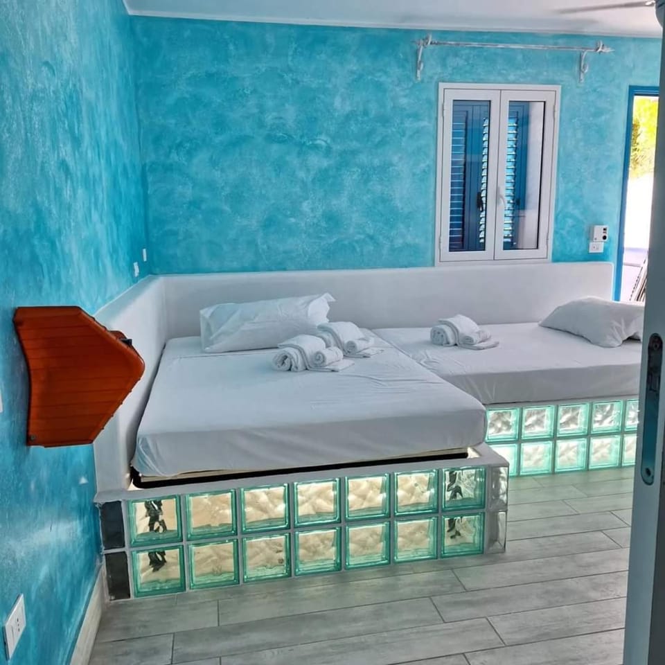 Suite House L'Isola Che Non C'è Bed and Breakfast in Fontane Bianche