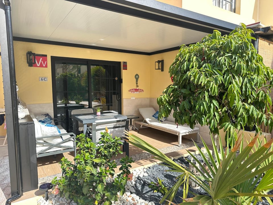 Garden, Balcony/Terrace, Seating area, sunbed