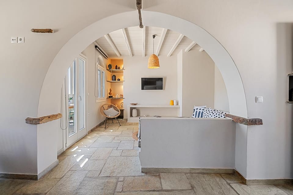 Kyma Villa in Decentralized Administration of the Aegean