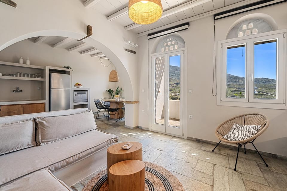 Kyma Villa in Decentralized Administration of the Aegean