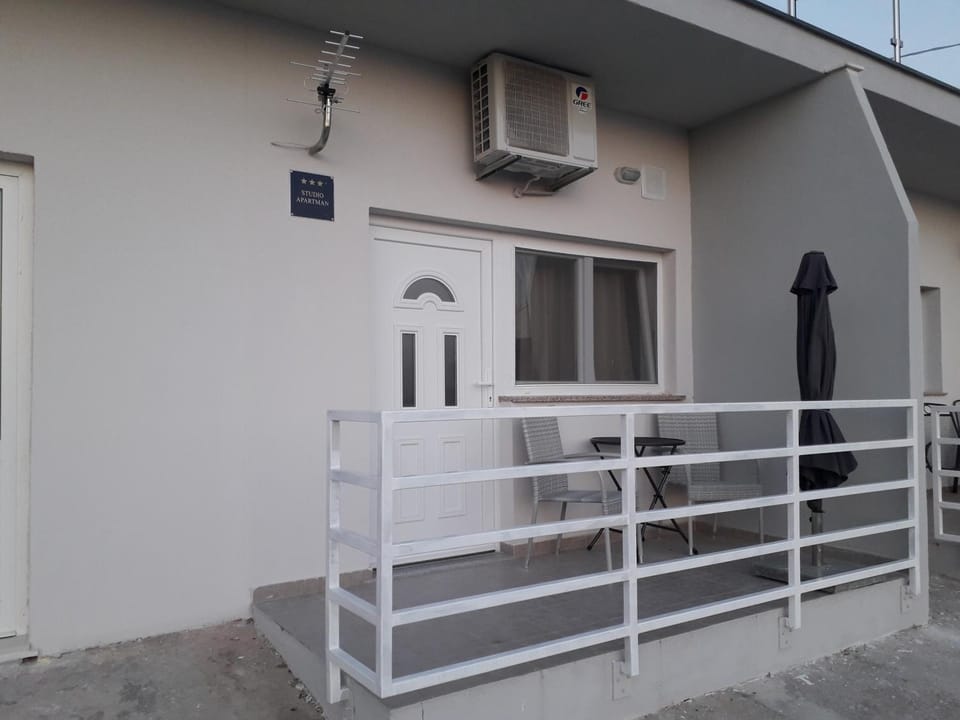 Studio Apartment Matija Apartment in Podstrana