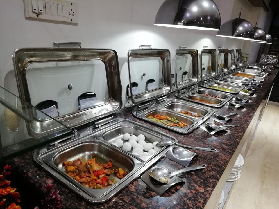 Food and drinks, Breakfast, Buffet breakfast