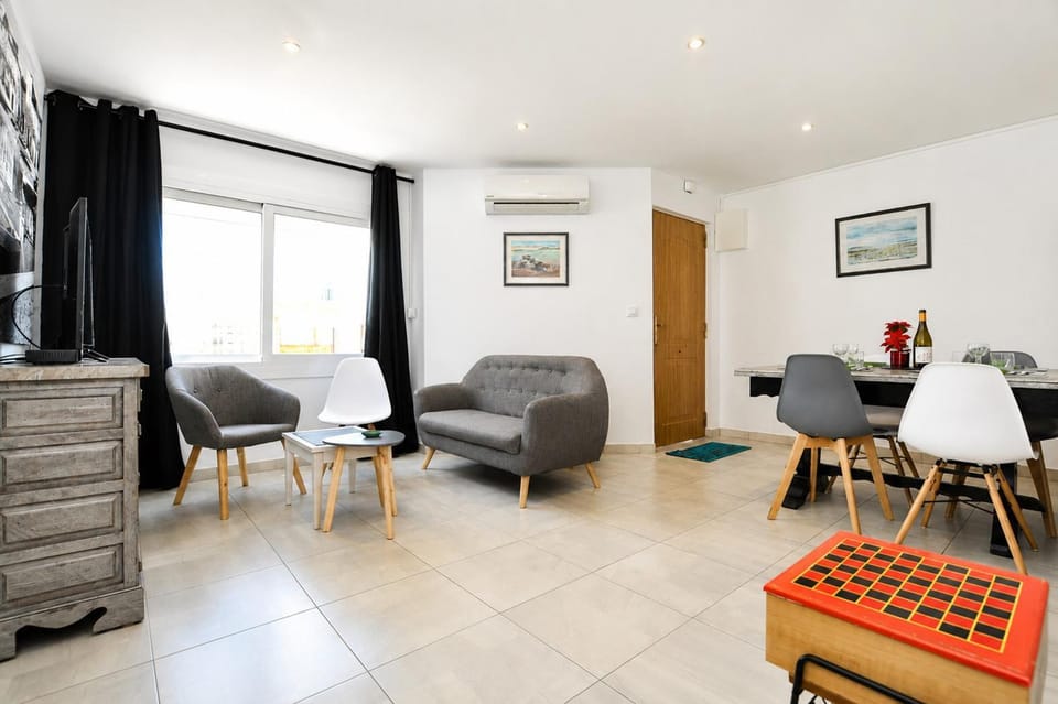 1174 Lutgardo Lopez Roses - Apivend Immo Apartment in Roses