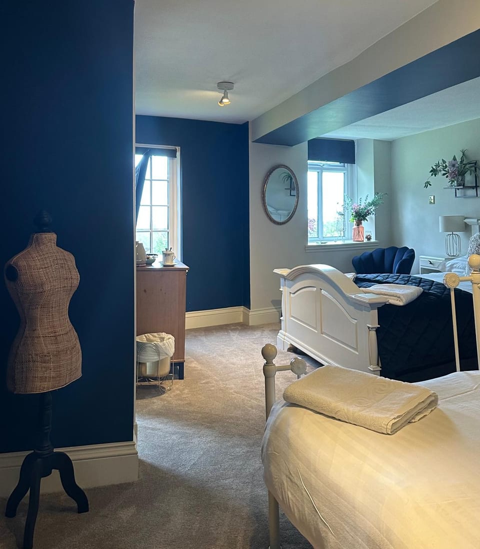 String Of Horses Inn in England