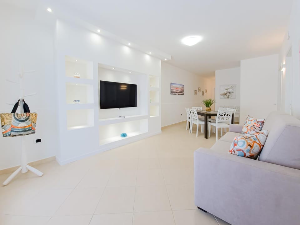 TV and multimedia, Living room