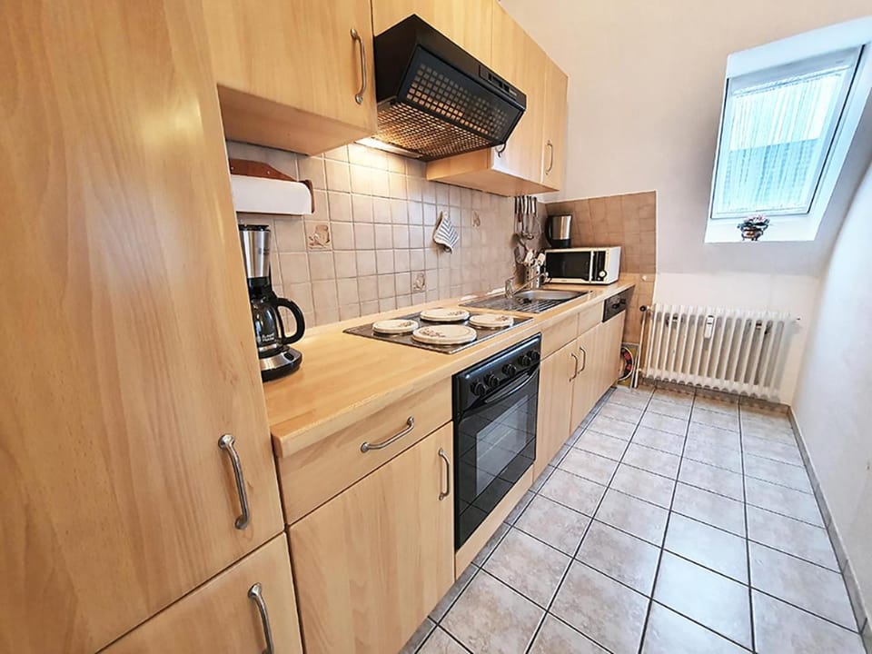 Coffee/tea facilities, Kitchen or kitchenette, kitchen