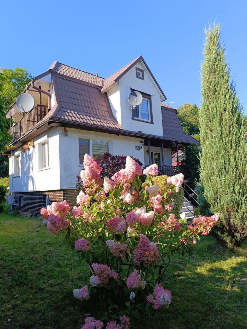 Property building, Garden