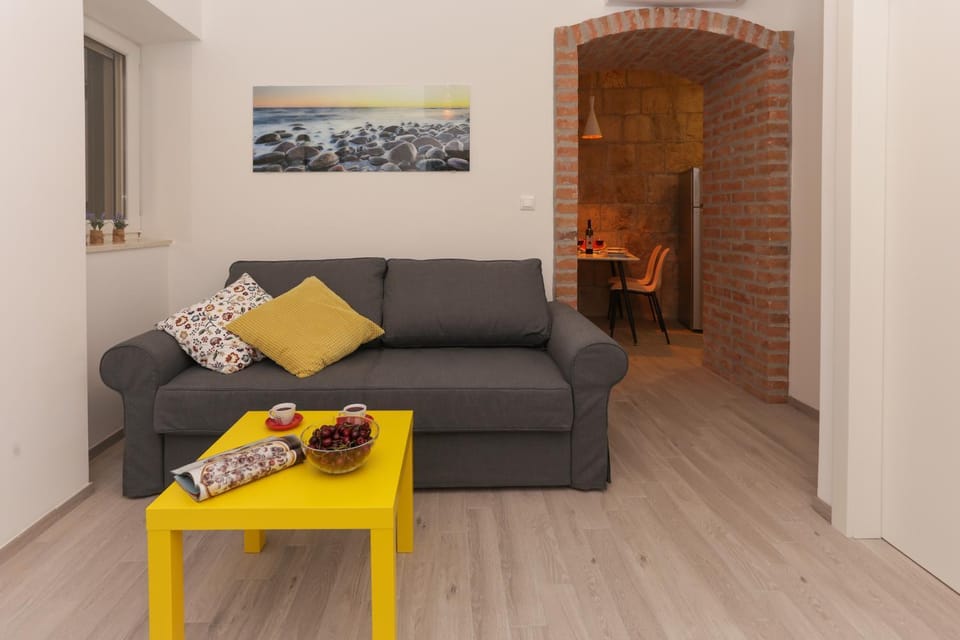 Living room, On site