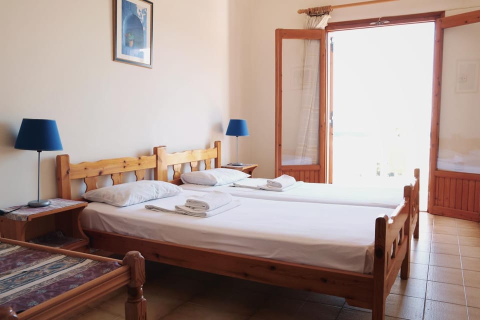 Seaview self catering apartment - Helen No 1 Apartment in Argolis, Greece