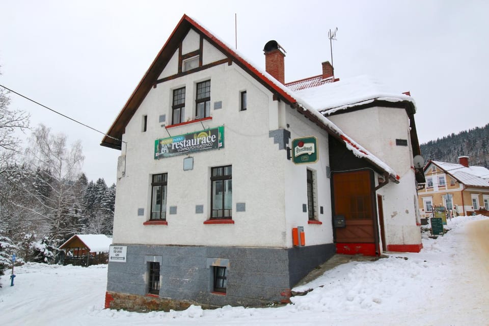 Penzion Paseky U Zapadlych vlastencu Bed and Breakfast in Lower Silesian Voivodeship