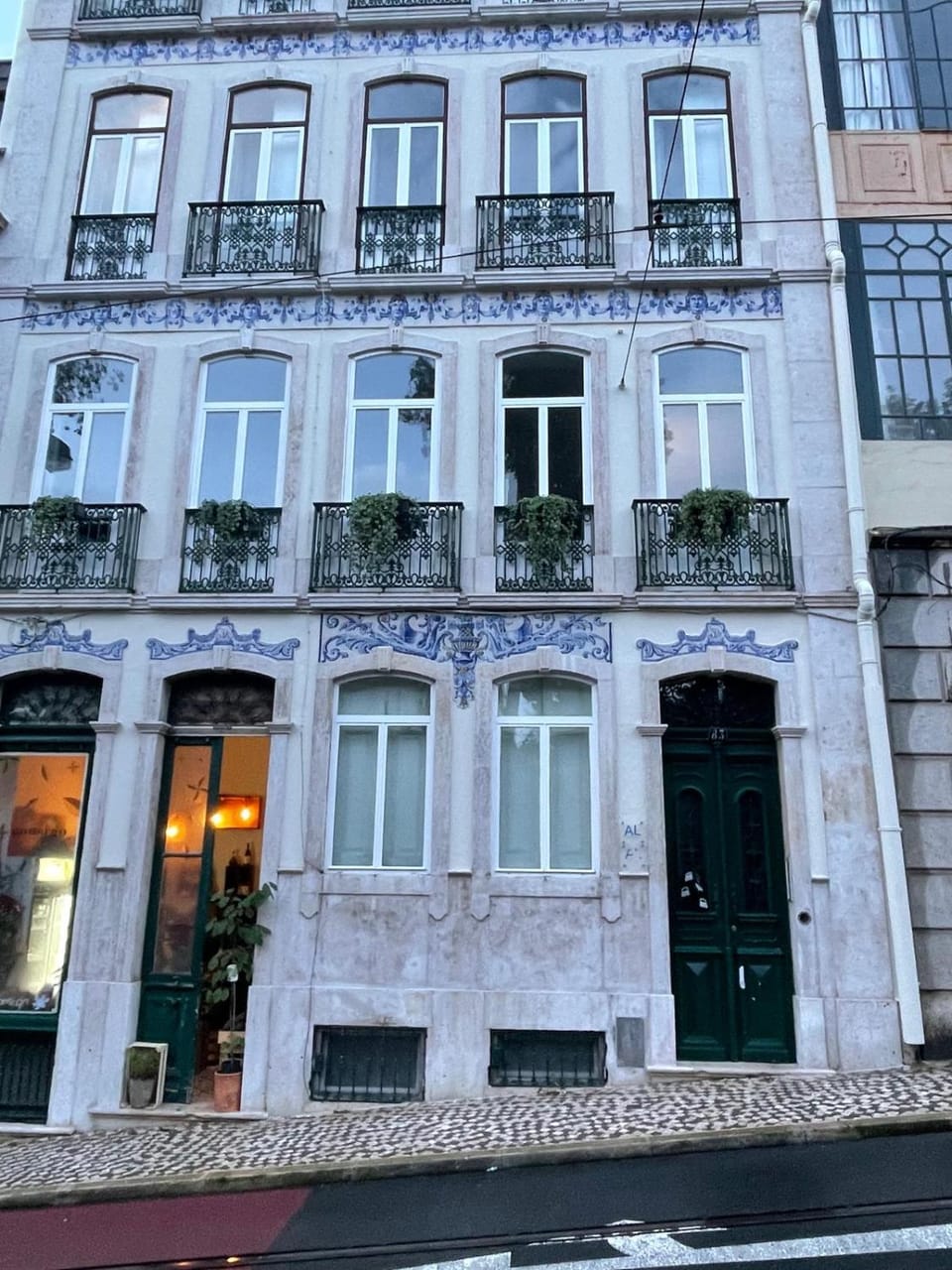Property building, Facade/entrance
