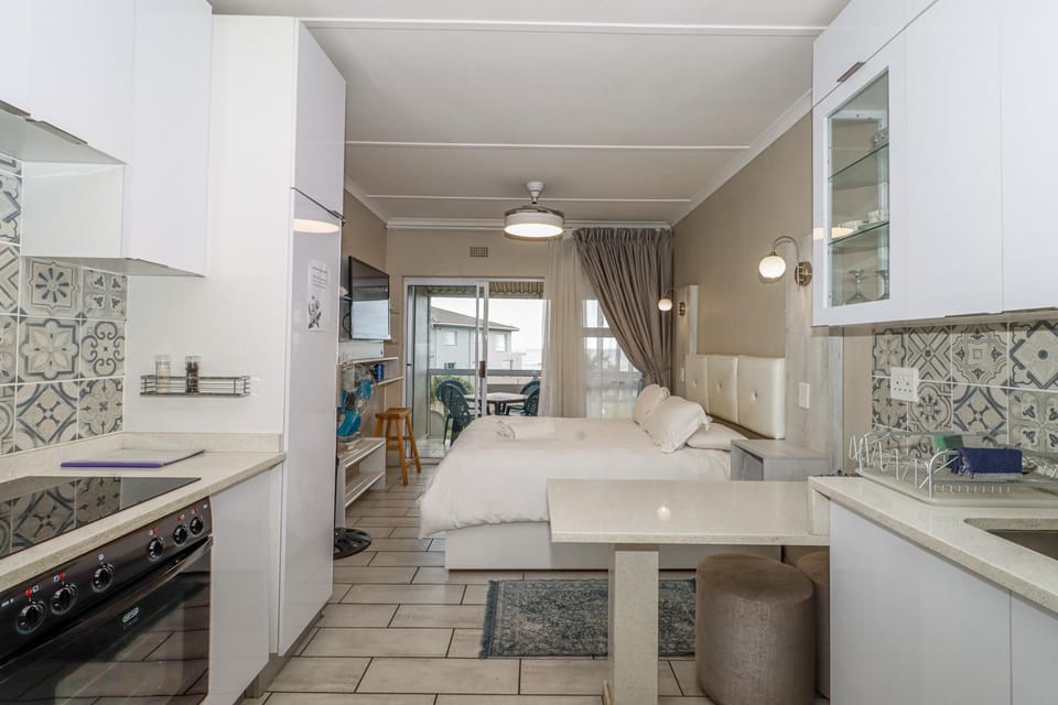 Uvongo Chalet 11 Apartment in Margate