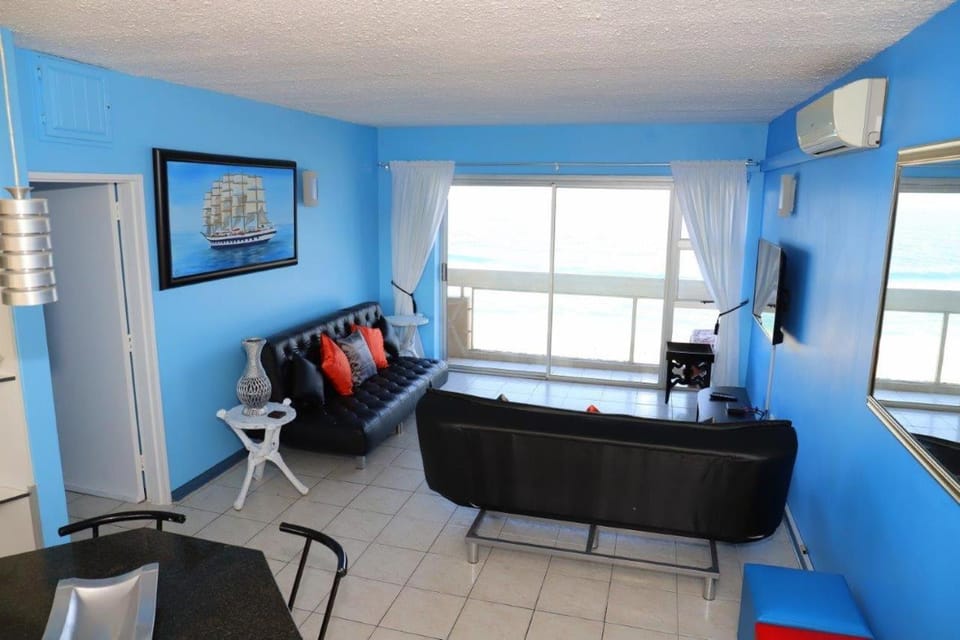 Seating area, Sea view